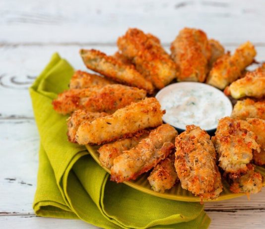 Закуска из кабачков в хрустящей сырной панировке!